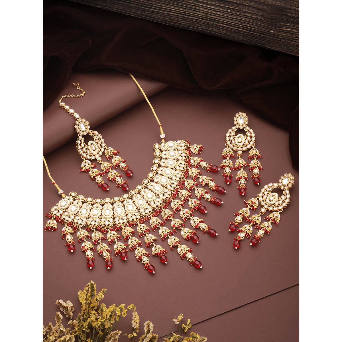 Aatmana 18K Gold-Plated Red and White Kundan Studded and Beaded Handcrafted Jewellery Set · One Size