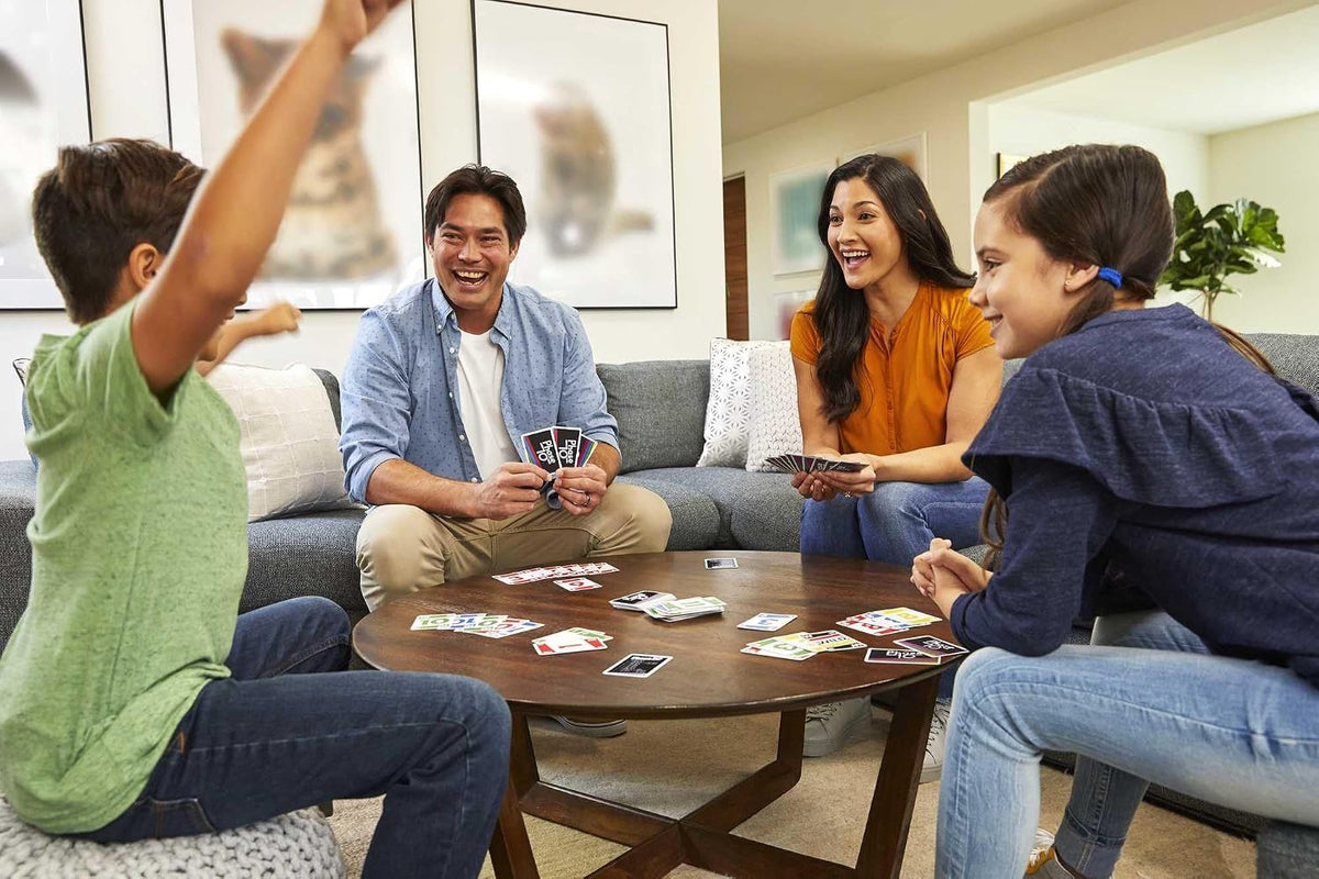 Mattel Games Phase 10 Card Game from 7 Years, 2-6 Players