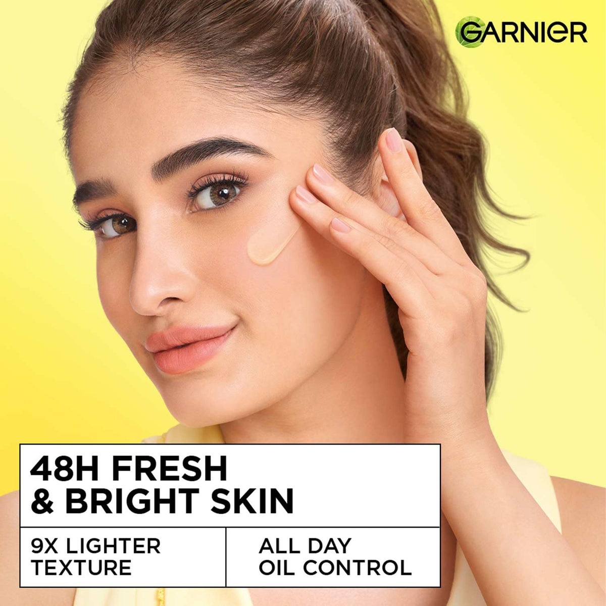 Garnier Fresh & Bright Vitamin C Gel Face Moisturizer Cream, 45ml 45 ml (Pack of 1)