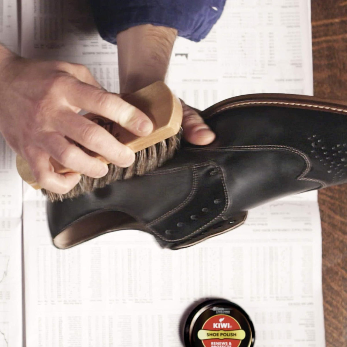 KIWI Shoe Polish, Black, 1 Metal Tin, 2.5 oz