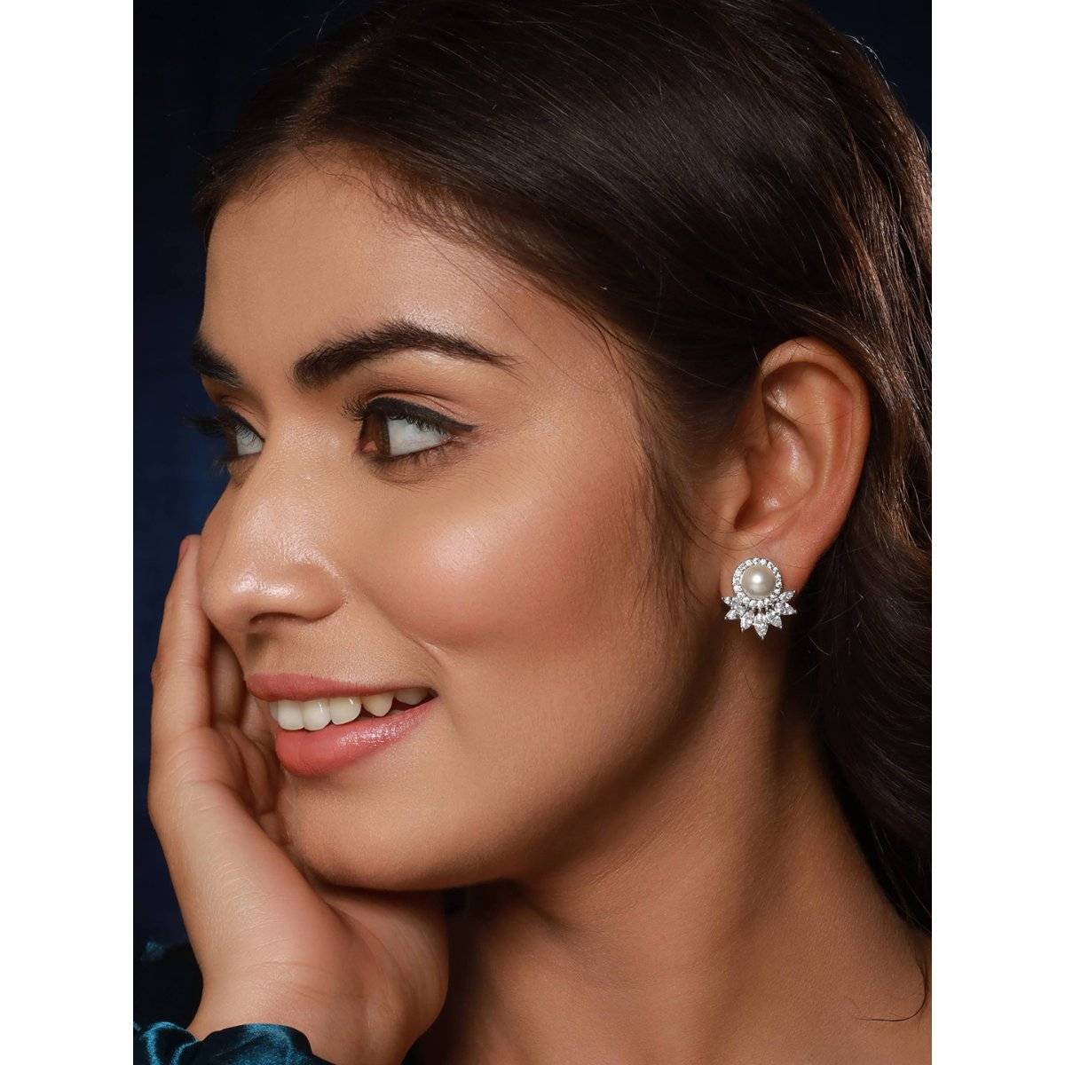 Aatmana Women Contemporary Pearl Stud Earrings