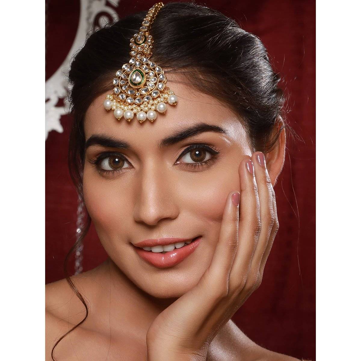 Aatmana Gold-Plated Kundan Pearl Studded Maangtikka