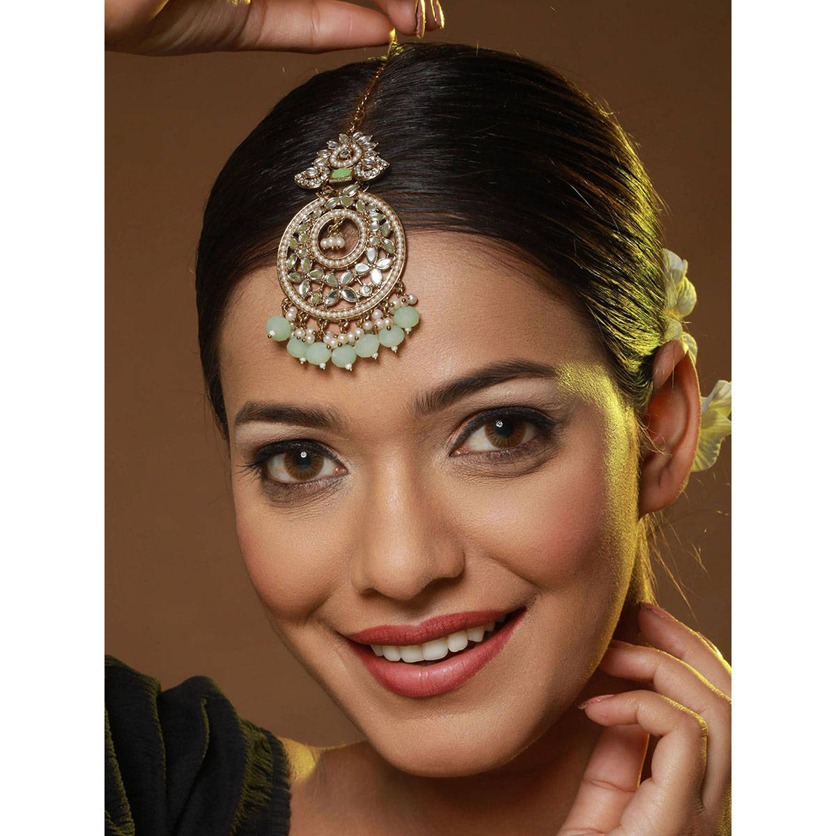 Aatmana Gold-Plated & Kundan-Studded Green Maangtikka