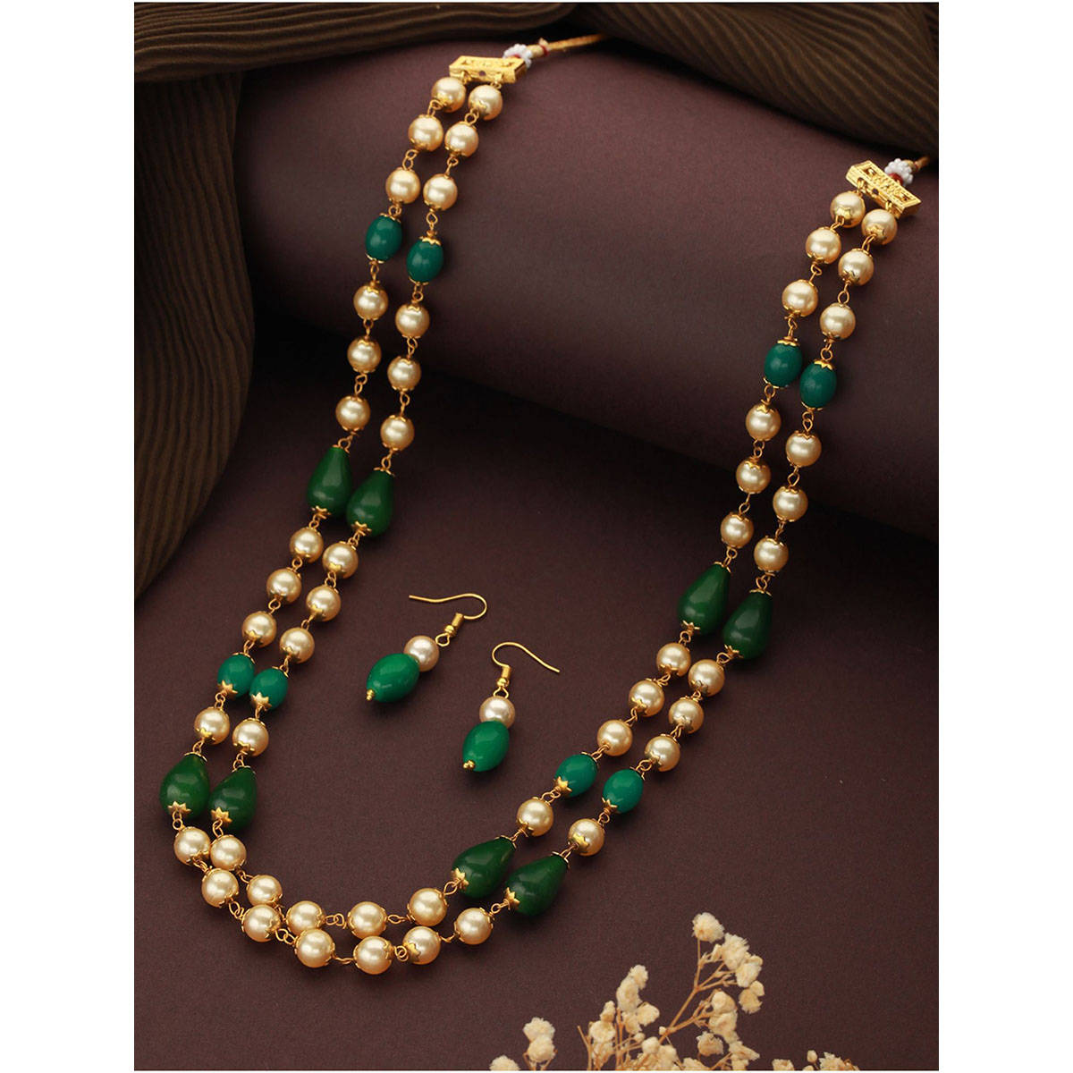 Aatmana Women Gold-Toned & Green Brass Gold-Plated Layered Necklace