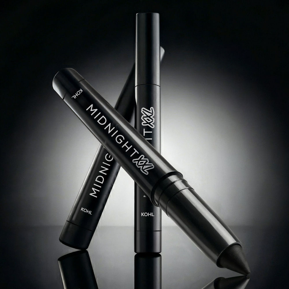 Renee Cosmetics Midnight XXL Waterproof, Smudge-Proof Kohl With Sharpener - Black 1.5g (0.1g)