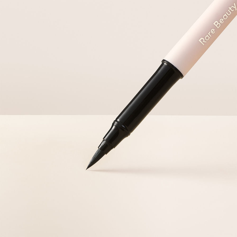 Rare Beauty Perfect Strokes Matte Liquid Eyeliner - Black (0.9ml)