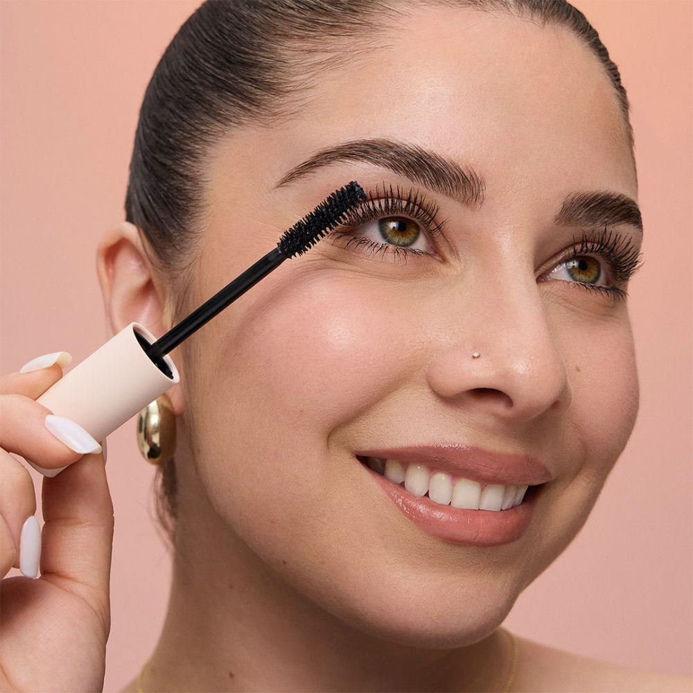 Rare Beauty Perfect Strokes Universal Mascara - Black (13.5ml)