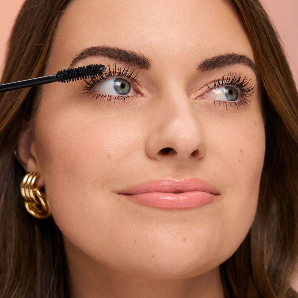 Rare Beauty Perfect Strokes Universal Mascara - Black (13.5ml)