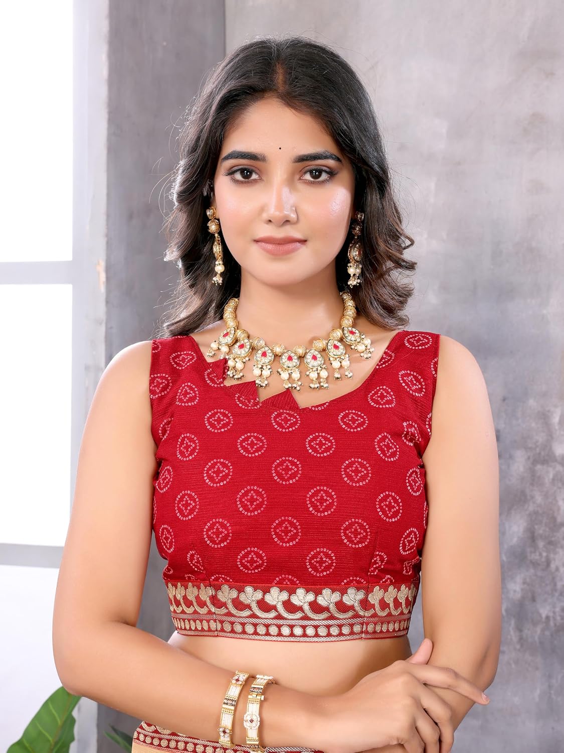 Yashika Women's Ethnic Georgette Saree with Lace and Blouse Chiku Bordeaux