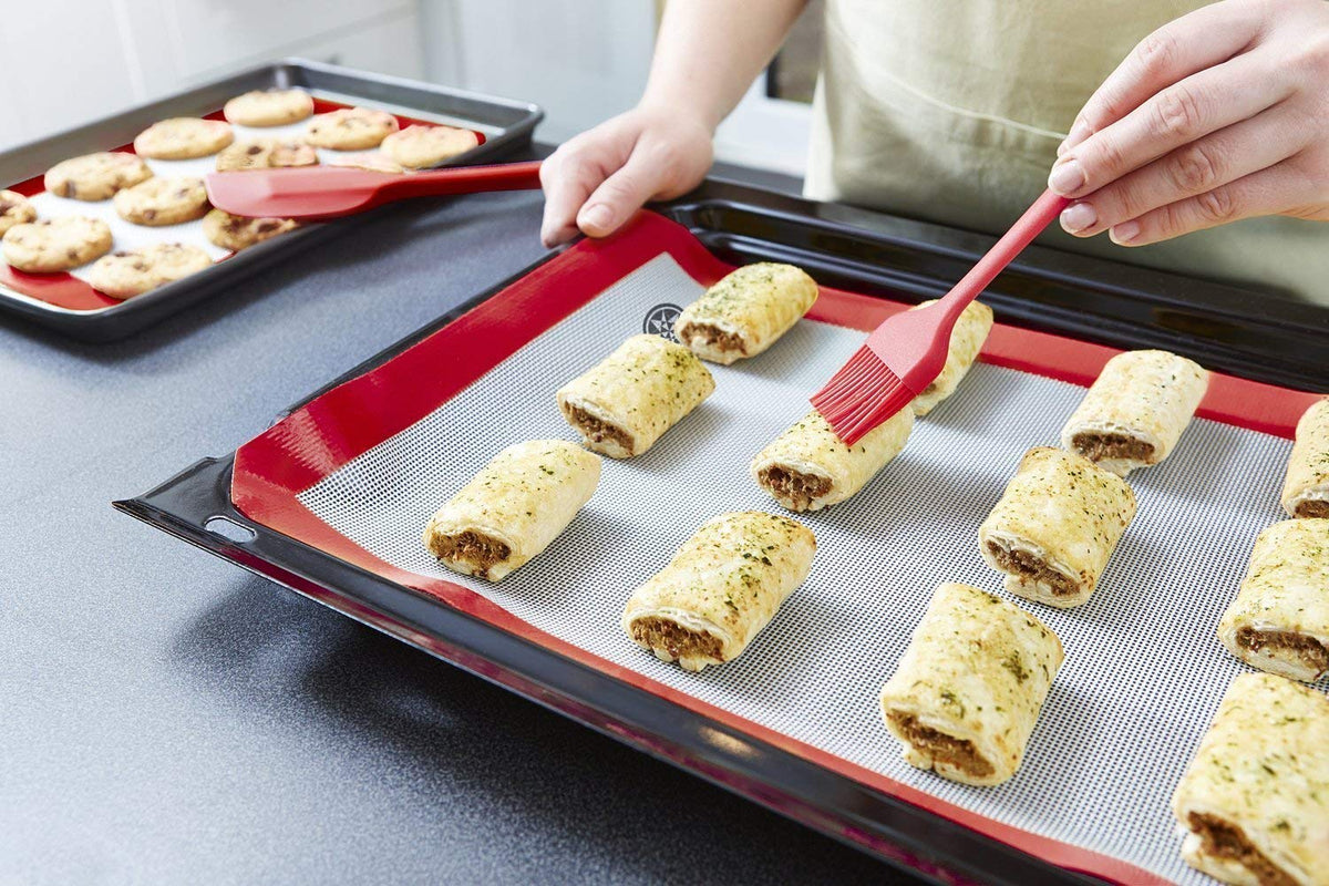 Sakoraware Heat Resistant Food Grade Basting Silicone Baking Oil Ghee Brush (Set of 2 8.5inch Each) for Roti Nonstick Cookware Bakeware Tools Cake Pastry Barbec