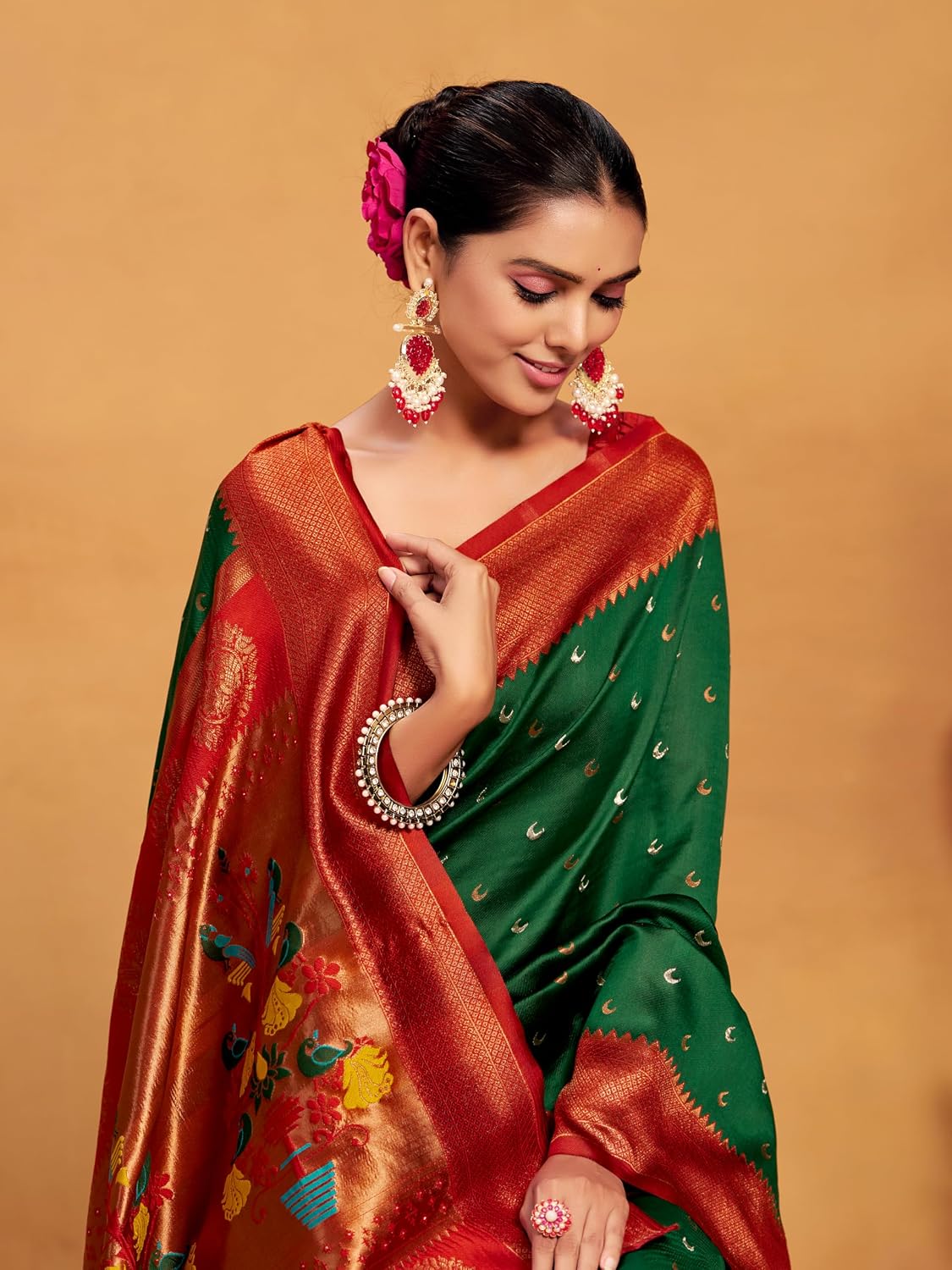 EthnicJunction Women's Silk Woven Paithani Saree With Blouse Piece Bottle Green