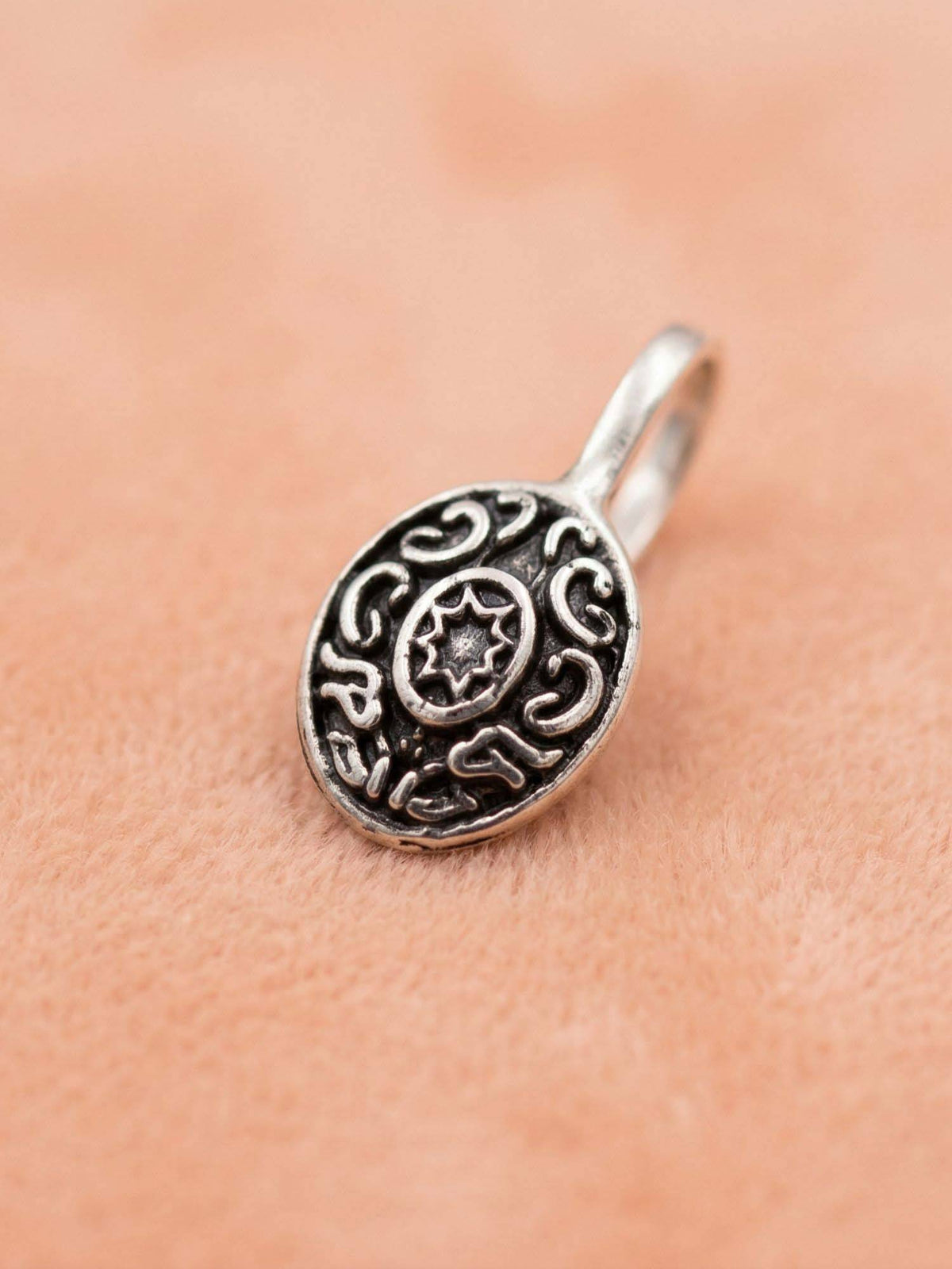 925 SILLER Oxidised Rhodium Plating Silver Nosepin (Onesize)
