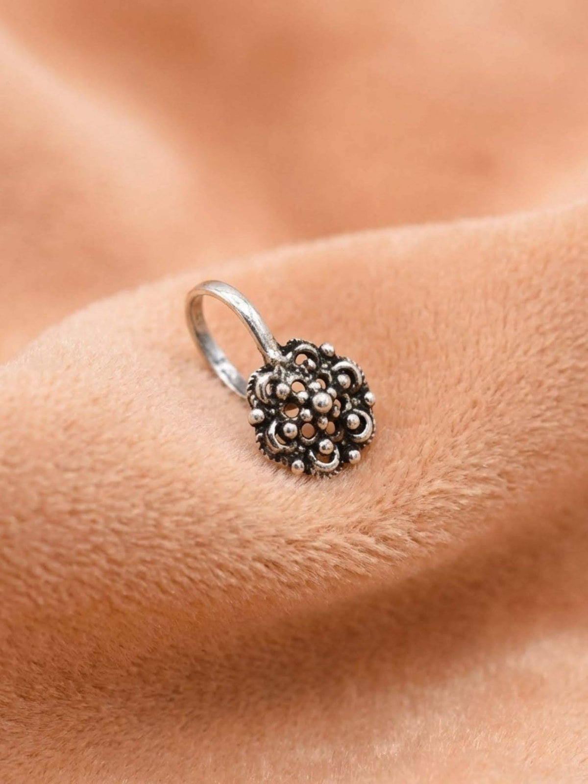 925 SILLER Oxidised Rhodium Plating Silver Nosepin (Onesize)