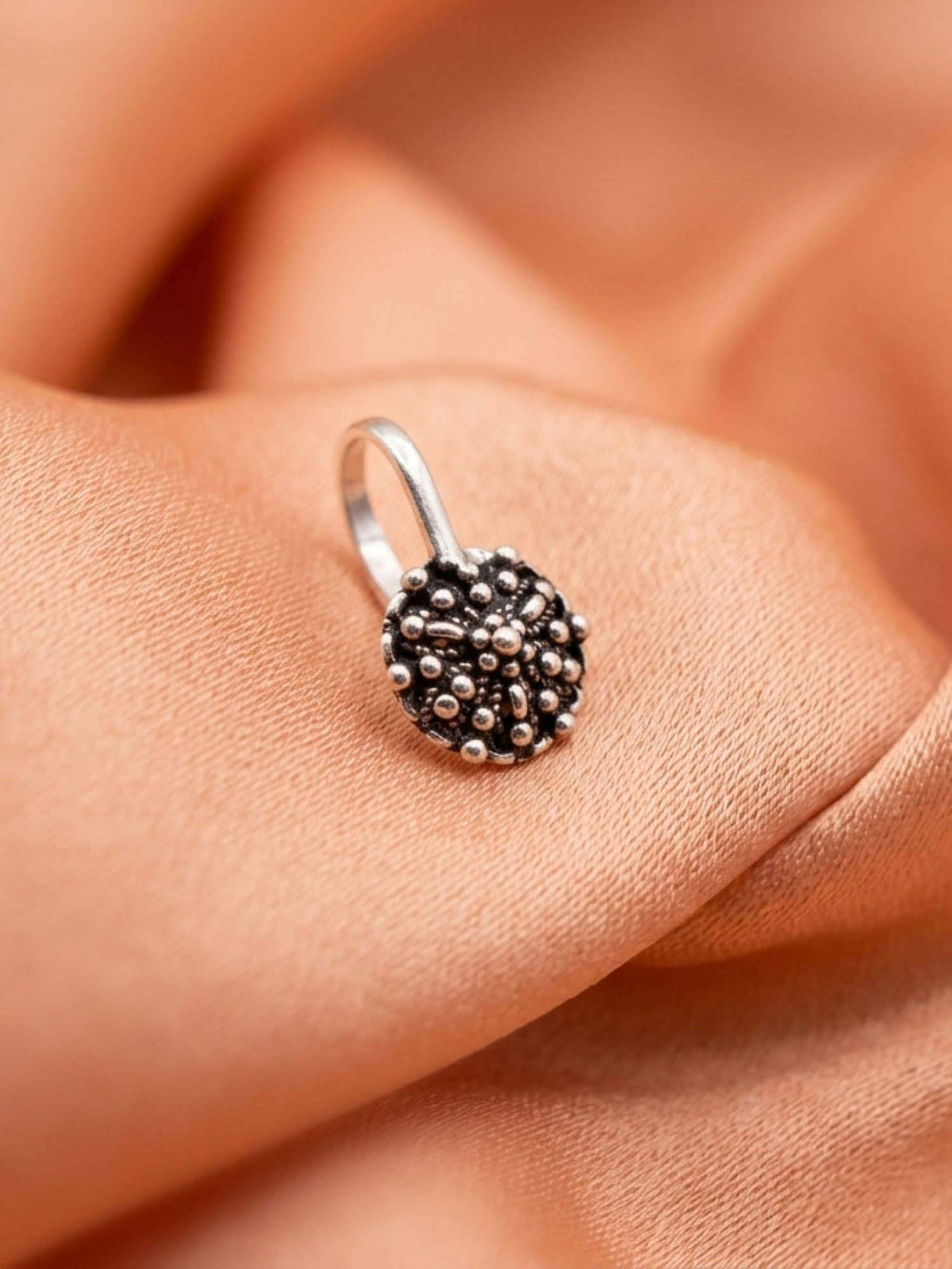 925 SILLER Oxidised Rhodium Plating Silver Nosepin (Onesize)