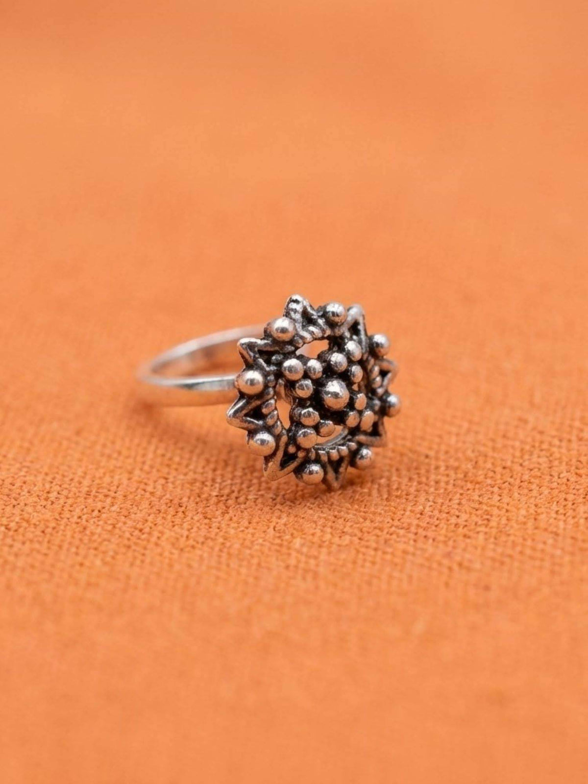 925 SILLER Oxidised Rhodium Plating Silver Nosepin (Onesize)