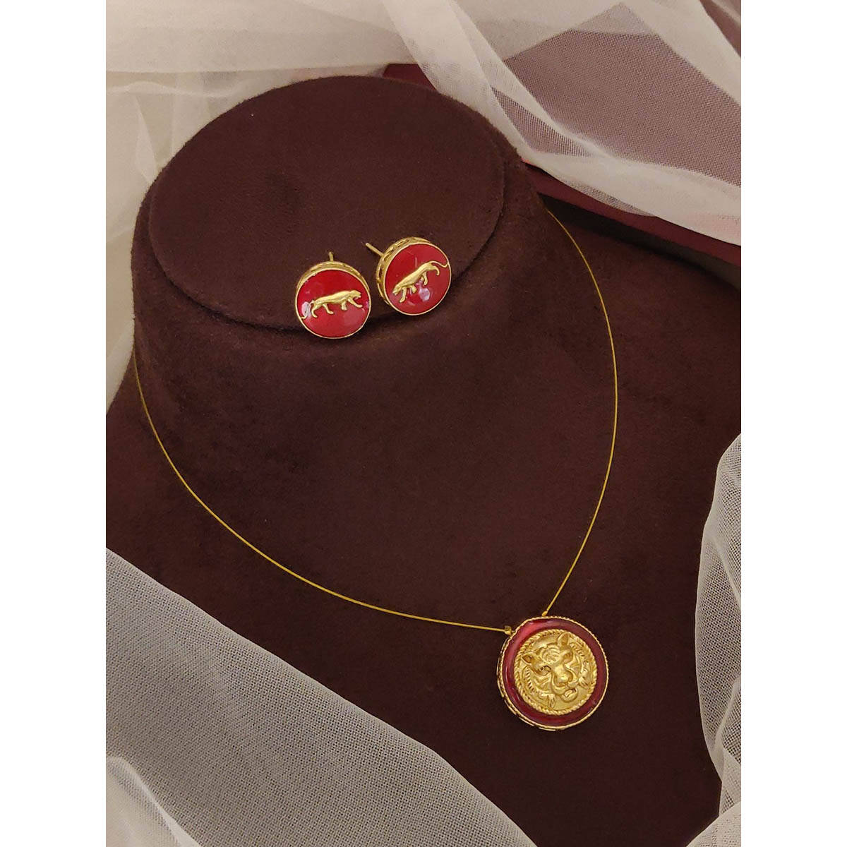 Abdesigns Elegant Red Gold Plated Jewellery Set