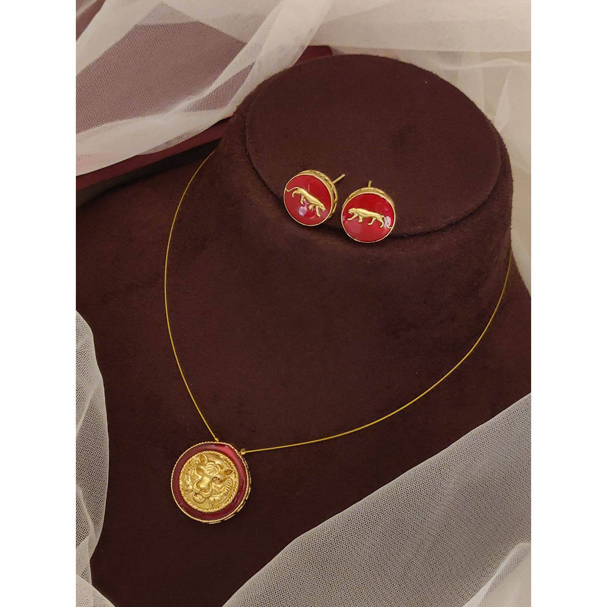 Abdesigns Elegant Red Gold Plated Jewellery Set