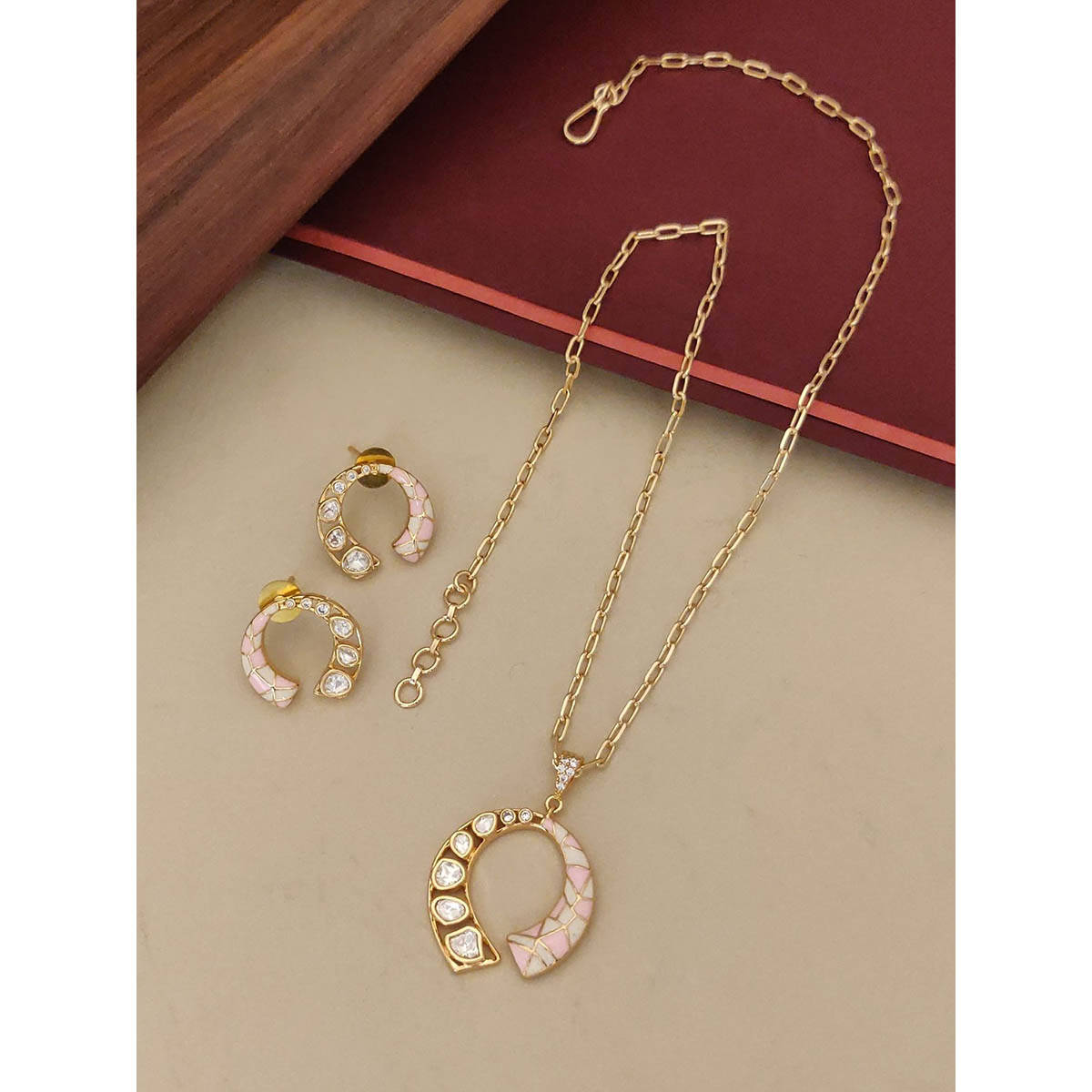 Abdesigns Sophisticated Gold Plated Meenakari Jewellery Set