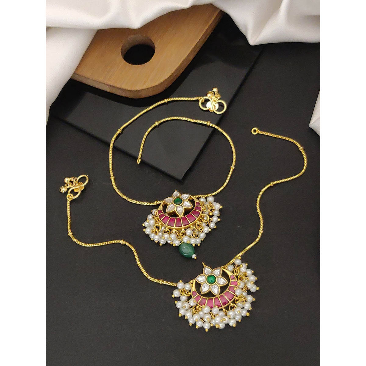 Abdesigns Enchanting Pachi Kundan Gold Plated Anklet