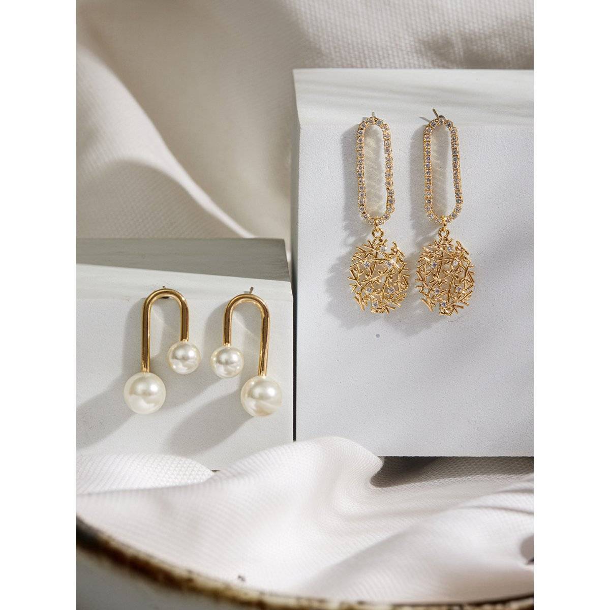 Aatmana White-Plated and Pearl Beaded Contemporary Drop Earrings (Pack of 2) · One Size