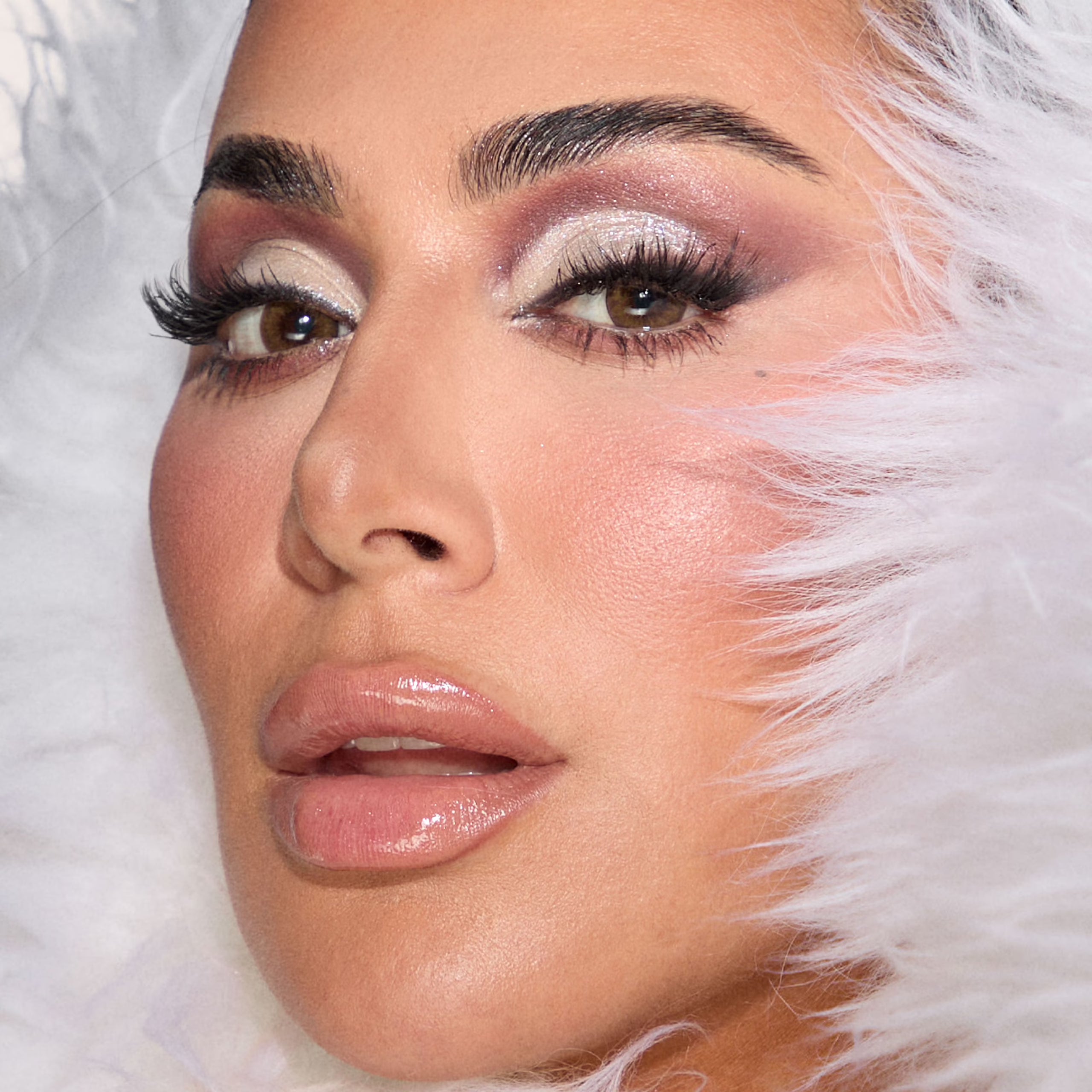 Huda Beauty Icy Nude Eyeshadow Palette - Get Icy Eyes! (16.1 g)