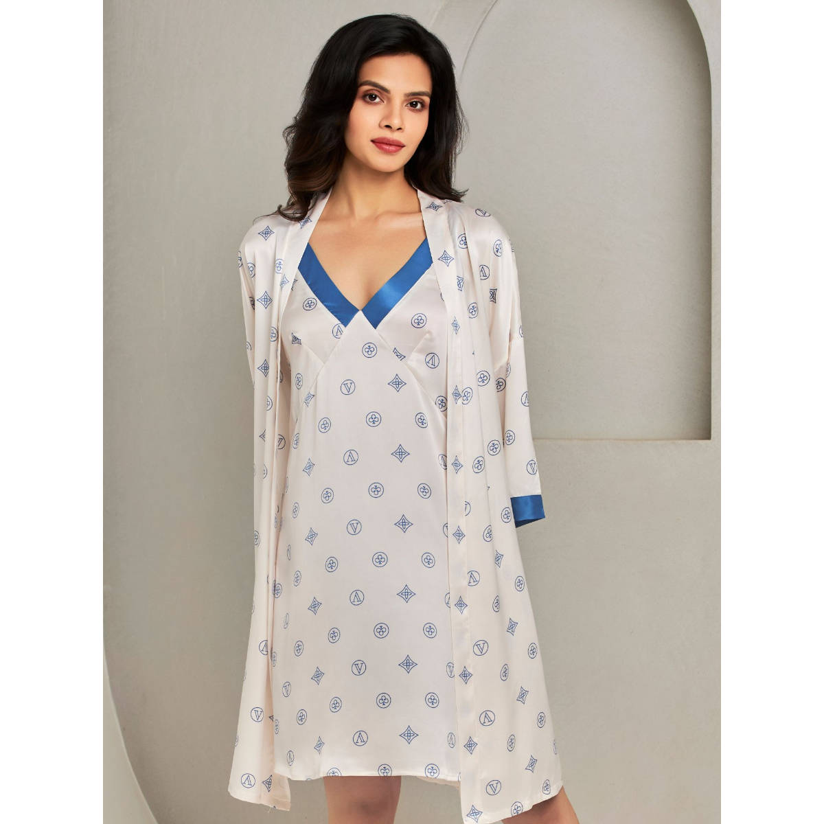 Addery Cream Robe Style Sleepwear Nightdress with Shrug (Set of 2) (L) · L