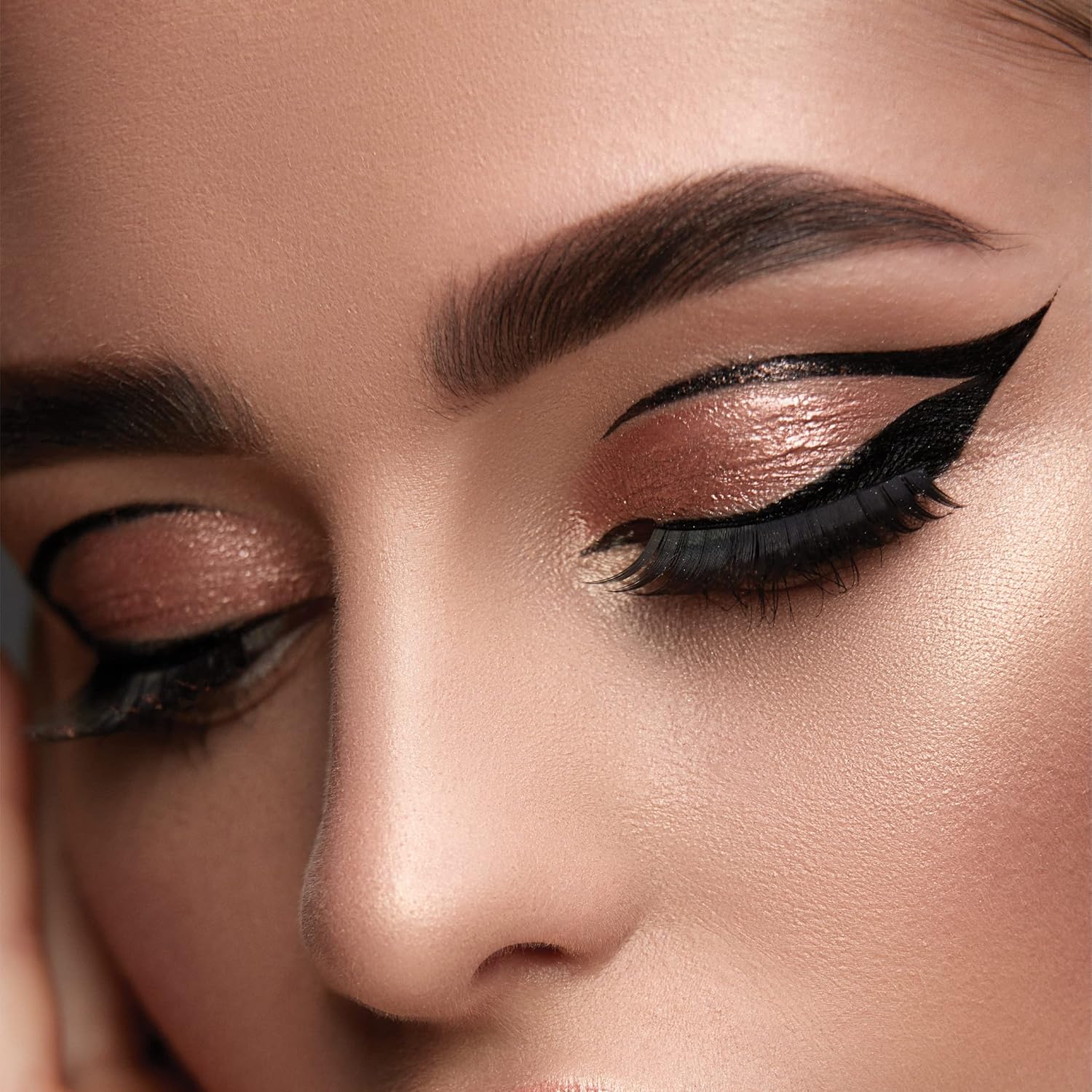 Lenphor - Sketch It Eye Liner Waterproof Smudge Proof Matte Finish Eye Makeup Precision Tip for Professional Strokes Intense Look Smooth Application