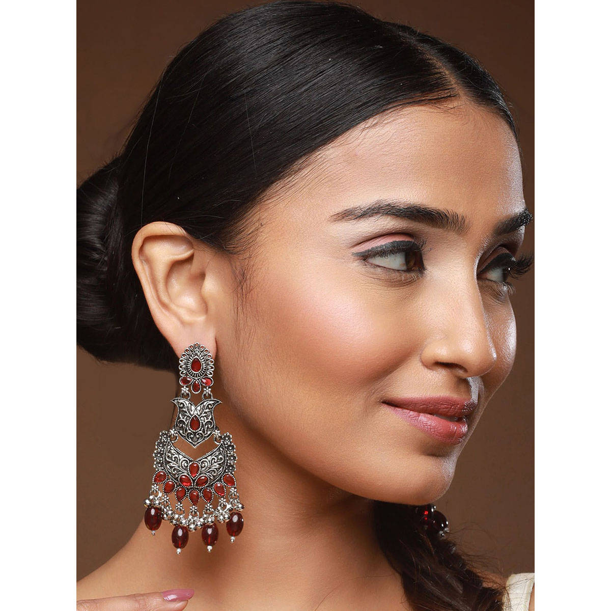 Aatmana Silver-Toned & Red Classic Chandbalis
