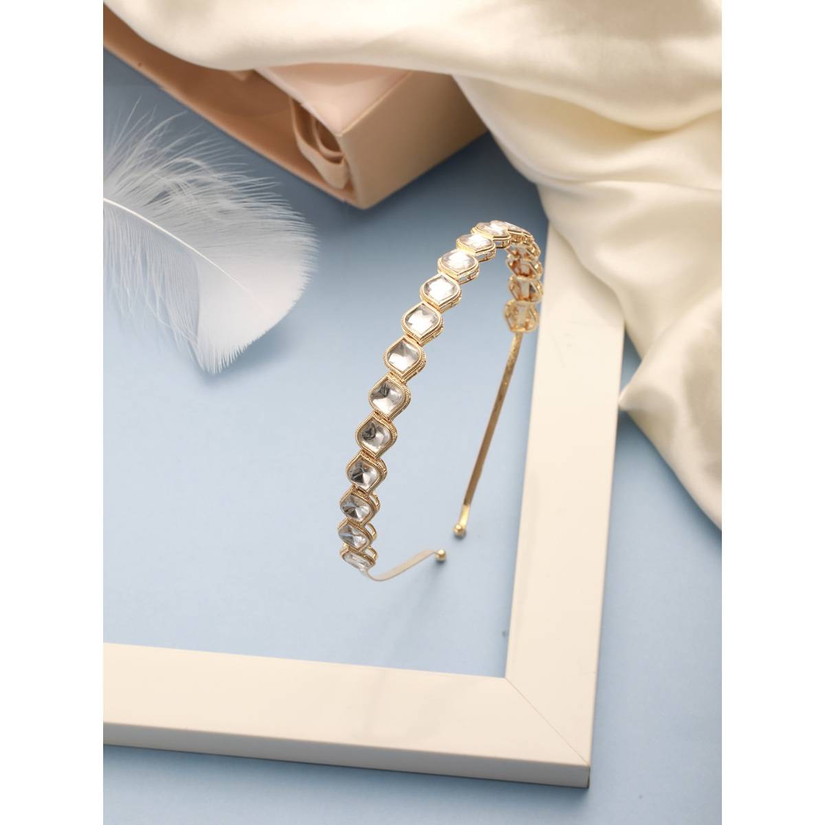 Aatmana Gold-Plated Kundan Studded Matha Patti Head Jewellery