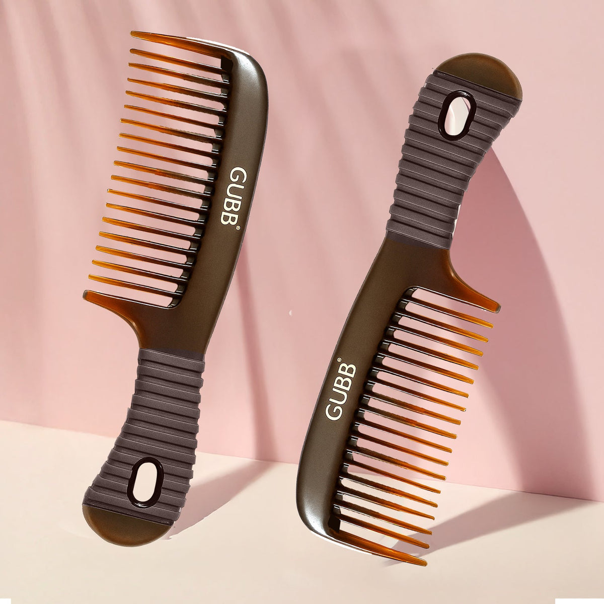 GUBB WORLD SHELL RANGE SMALL COMB WITH HANDLE