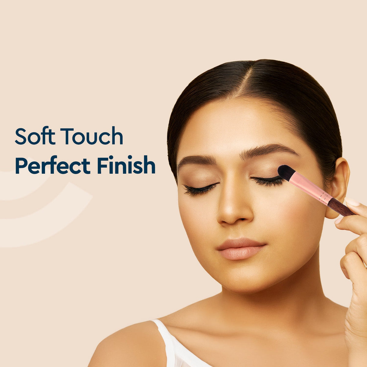Groom Town PVT. LTD Eye Shadow Makeup Brush