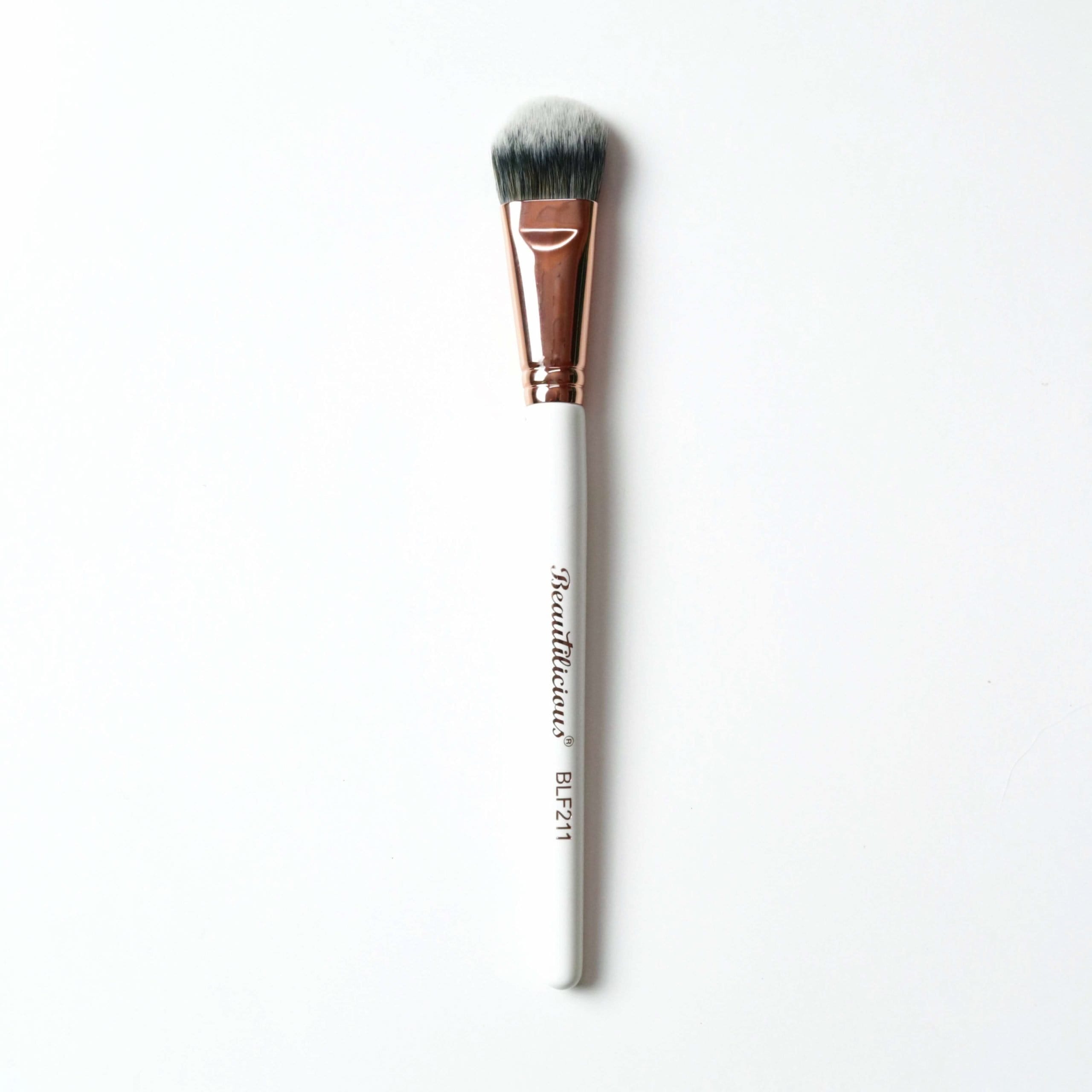 Beautilicious – Brush – BLF 211