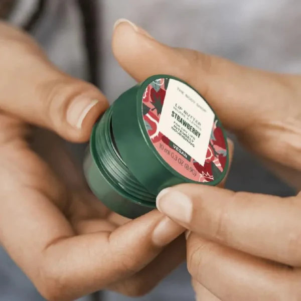 The Body Shop - Strawberry Lip Butter (10ml)