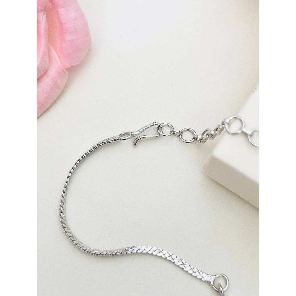 Abdesigns White Enchanting Silver Plated American Diamond Necklace Set
