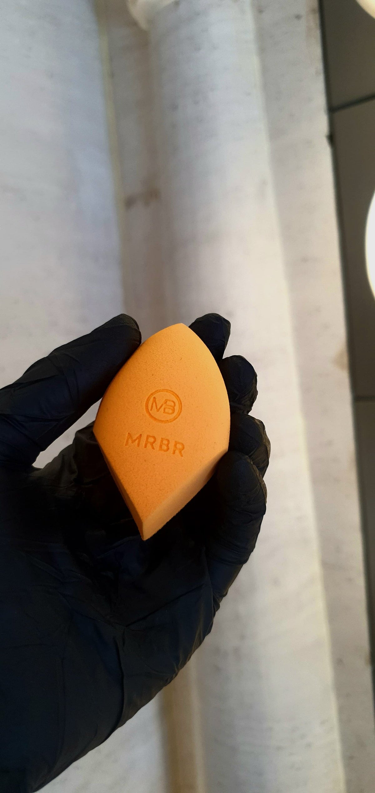 Mani Ram Balwant Rai MRBR SUPER SOFT MAKEUP SPONGE LATEX FREE EVEN COVERAGE ORANGE