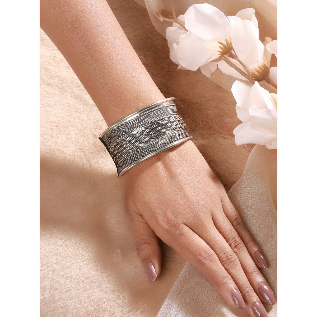 Aatmana Women Silver Plated Oxidised Cuff Bracelet · One Size