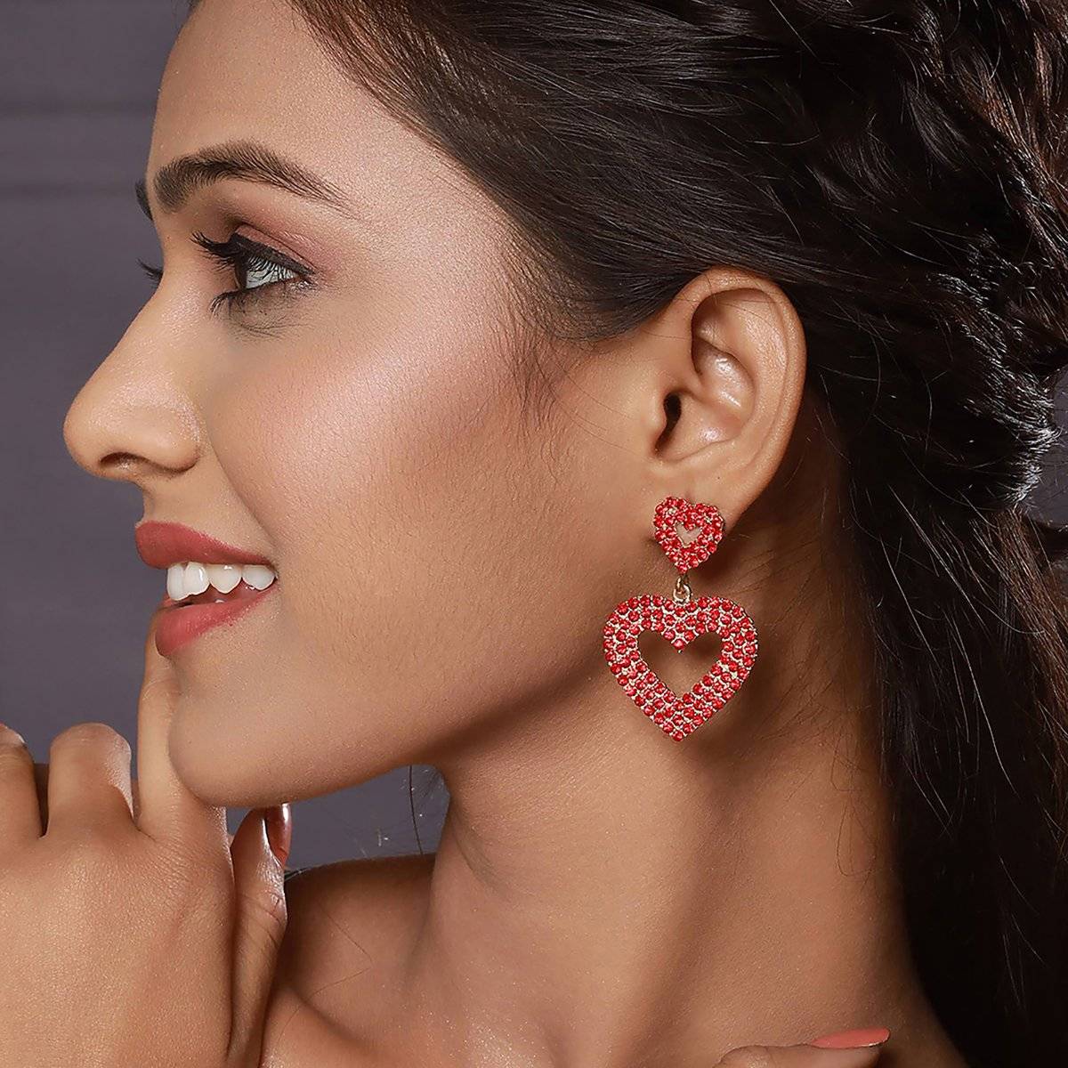 Aatmana Red & Gold-Toned Gold Plated Heart Shaped Drop Earrings · Onesize