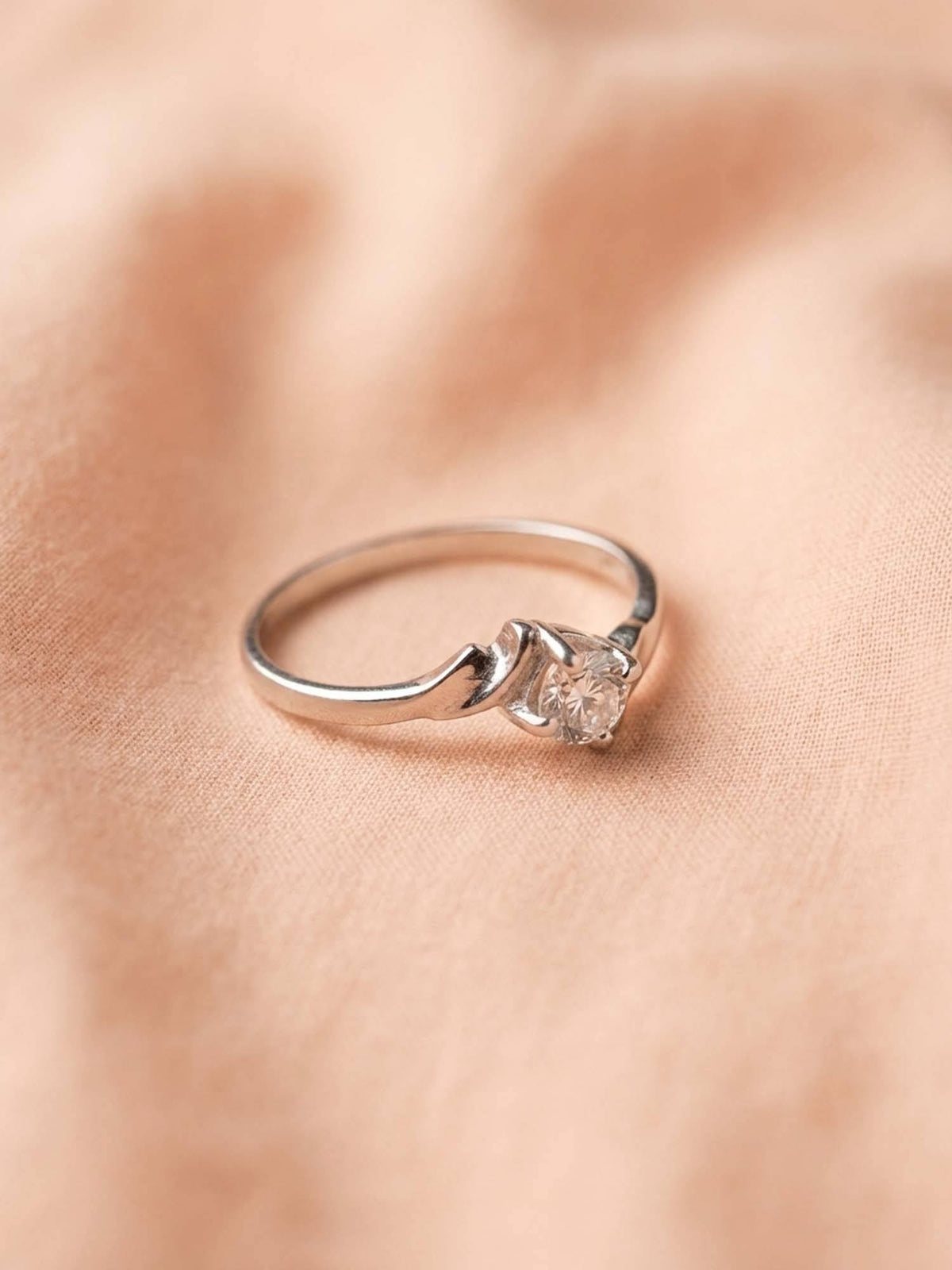 925 SILLER 925 Pure Silver Solitaire Rhodium Plated Zircon Ring (7)