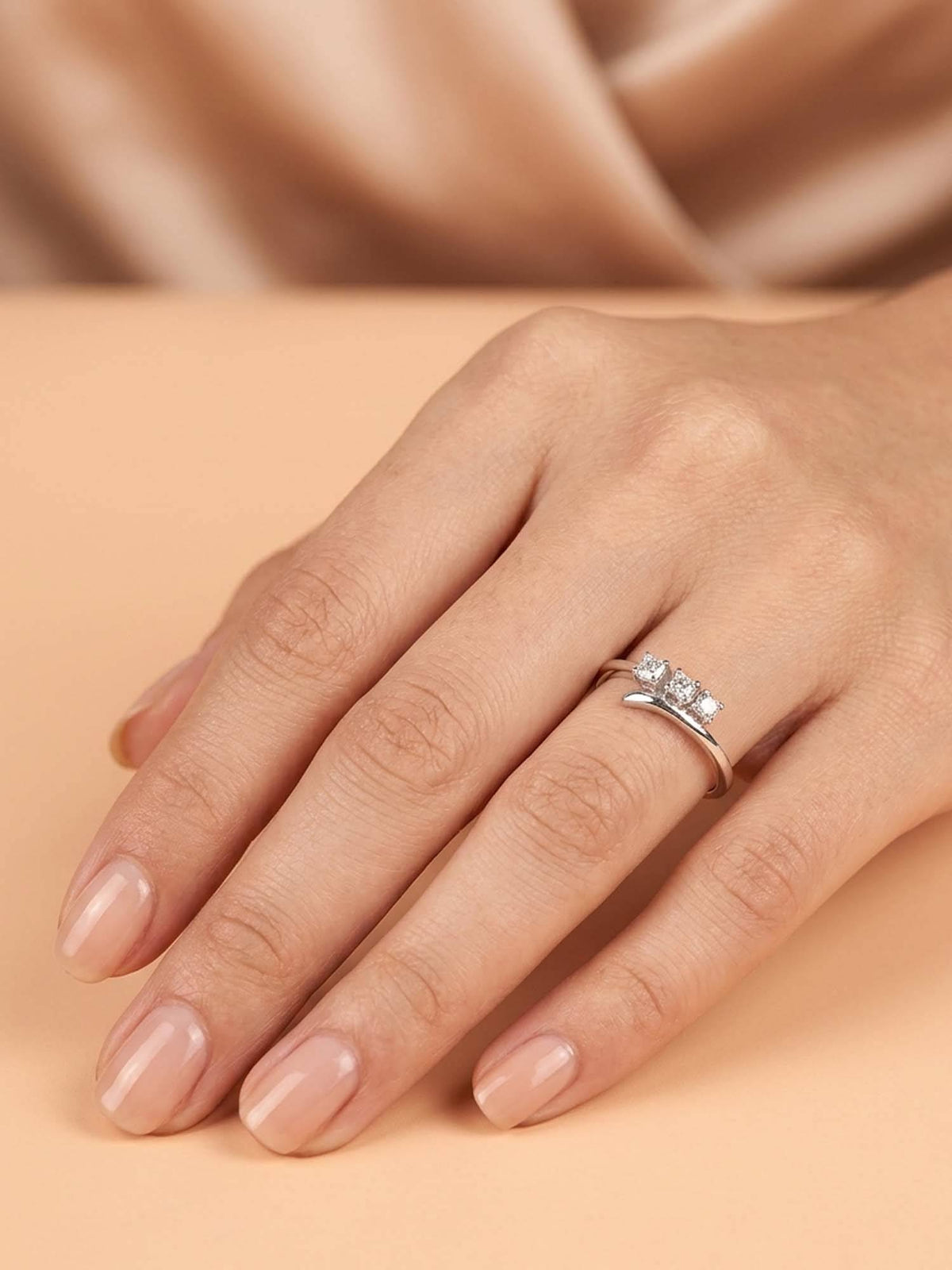 925 SILLER 925 Pure Silver Solitaire Rhodium Plated Zircon Ring (7)