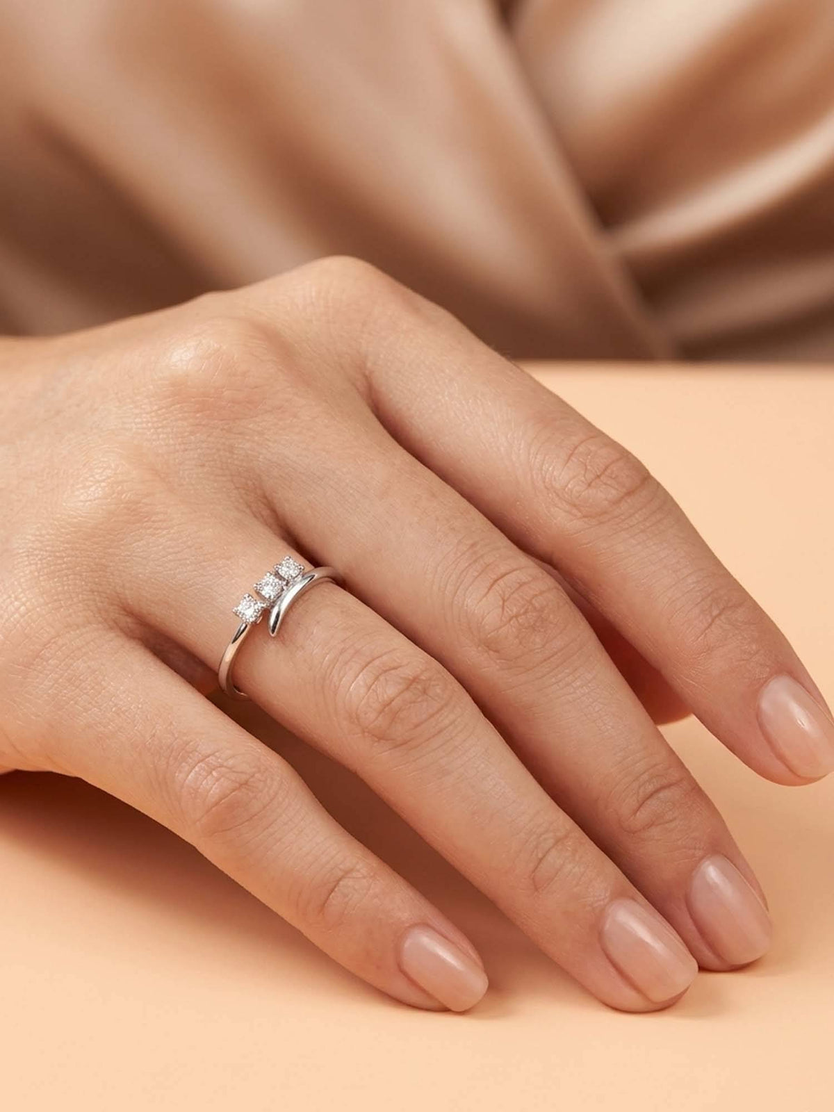 925 SILLER 925 Pure Silver Solitaire Rhodium Plated Zircon Ring (7)