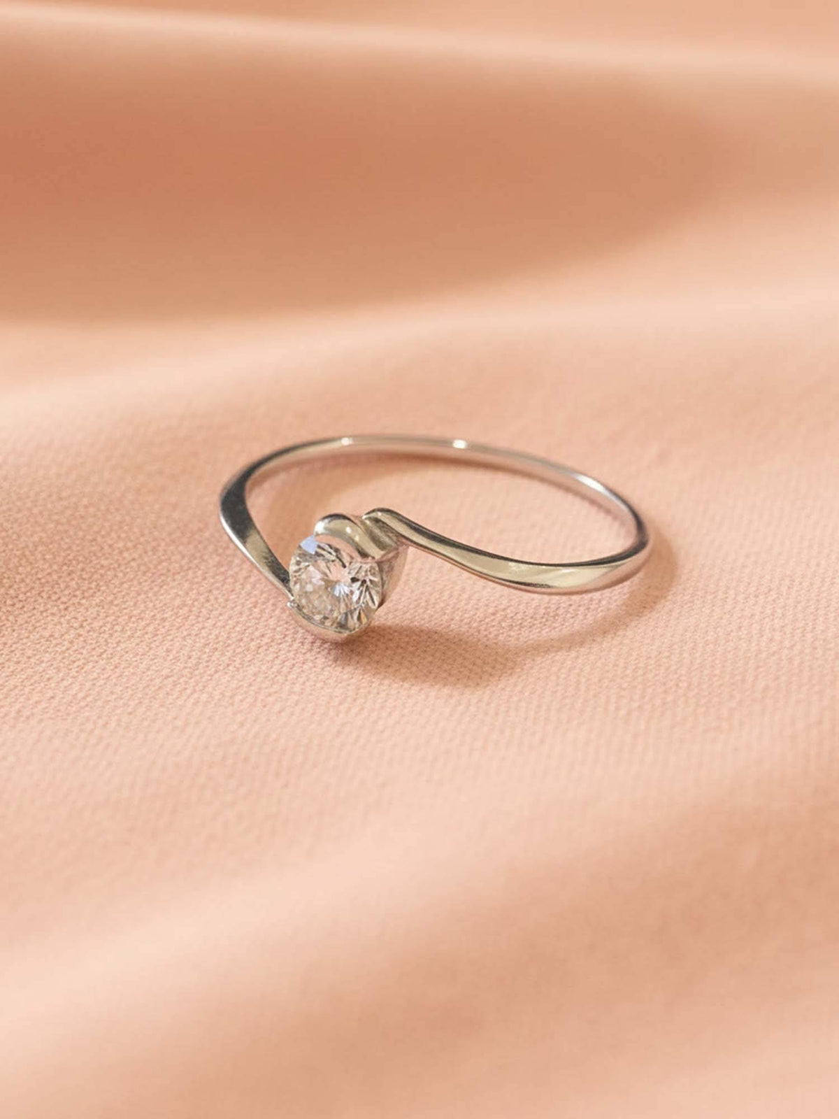 925 SILLER 925 Pure Silver Solitaire Rhodium Plated Zircon Ring (7)