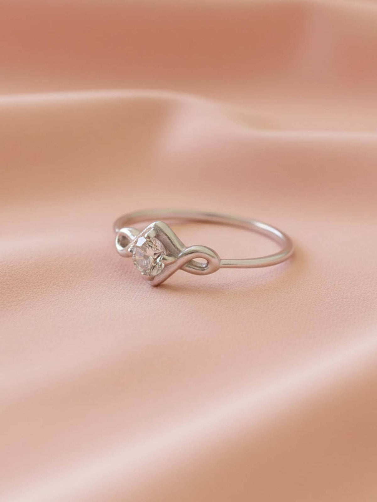 925 SILLER 925 Pure Silver Solitaire Rhodium Plated Zircon Ring (7)
