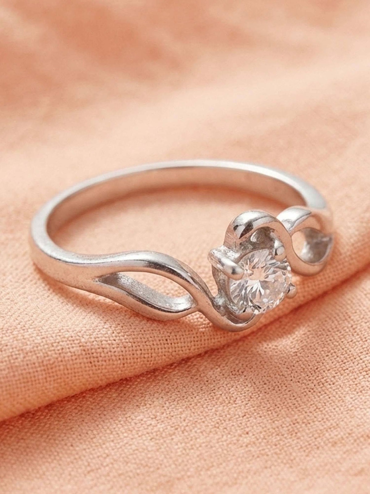 925 SILLER 925 Pure Silver Solitaire Rhodium Plated Zircon Ring (7)