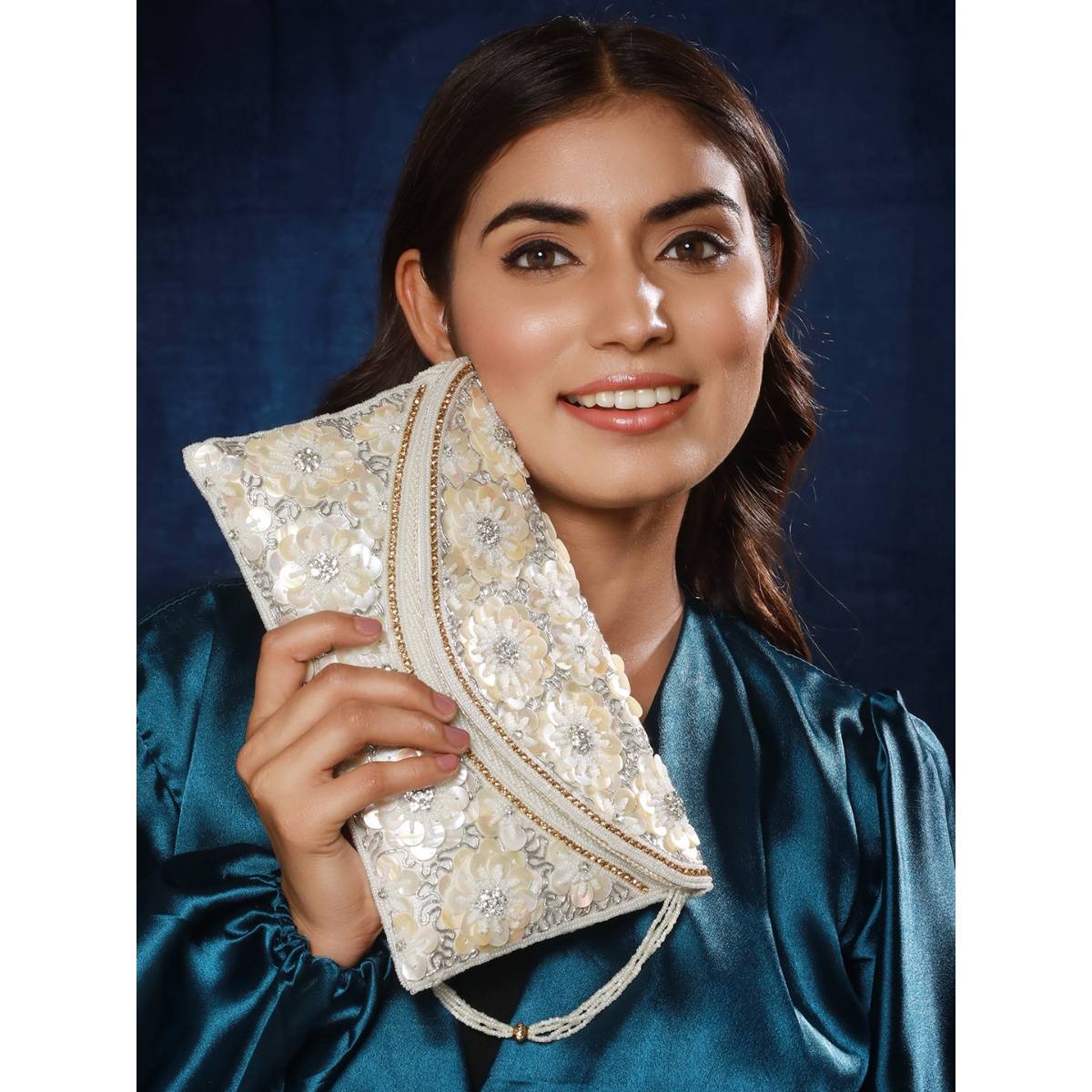 Aatmana Ivory Floral Bloom Premium Clutch