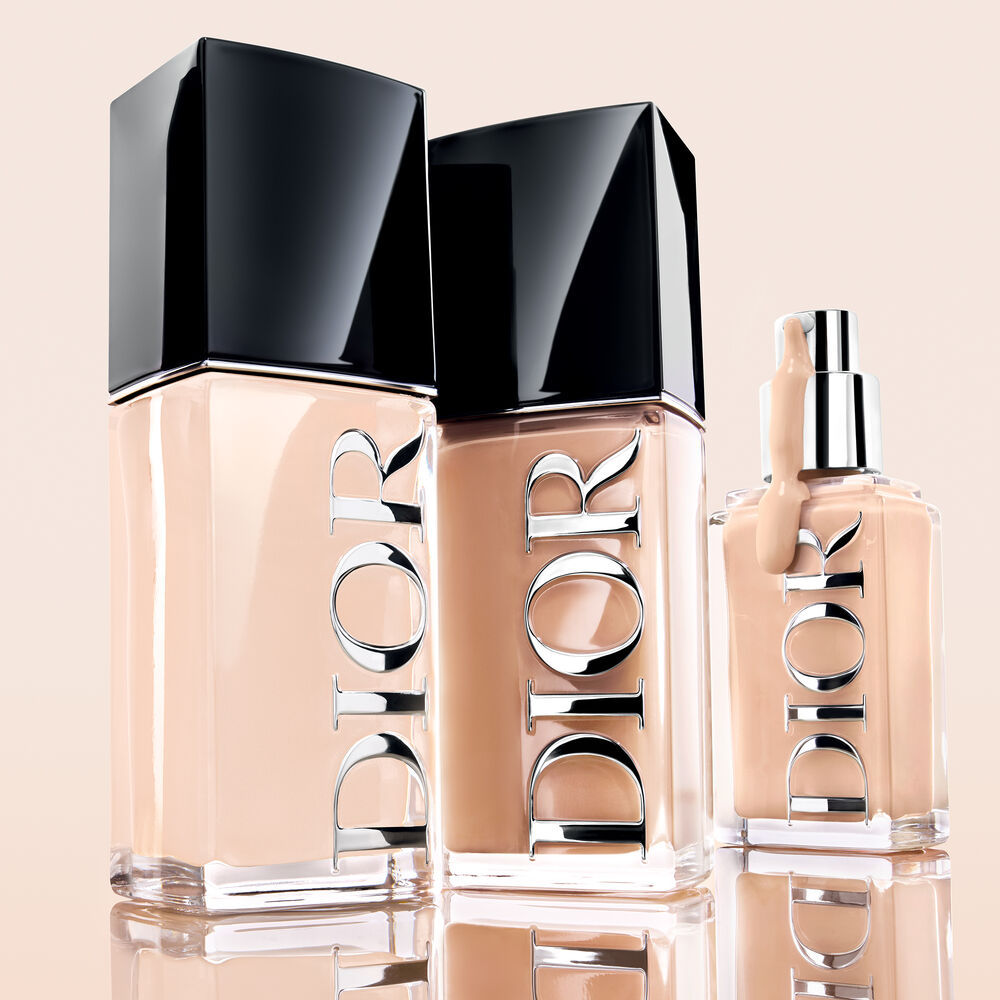 DIOR Forever Skin Glow 24h Hydrating Radiant Foundation - 2 Neutral (30ml)