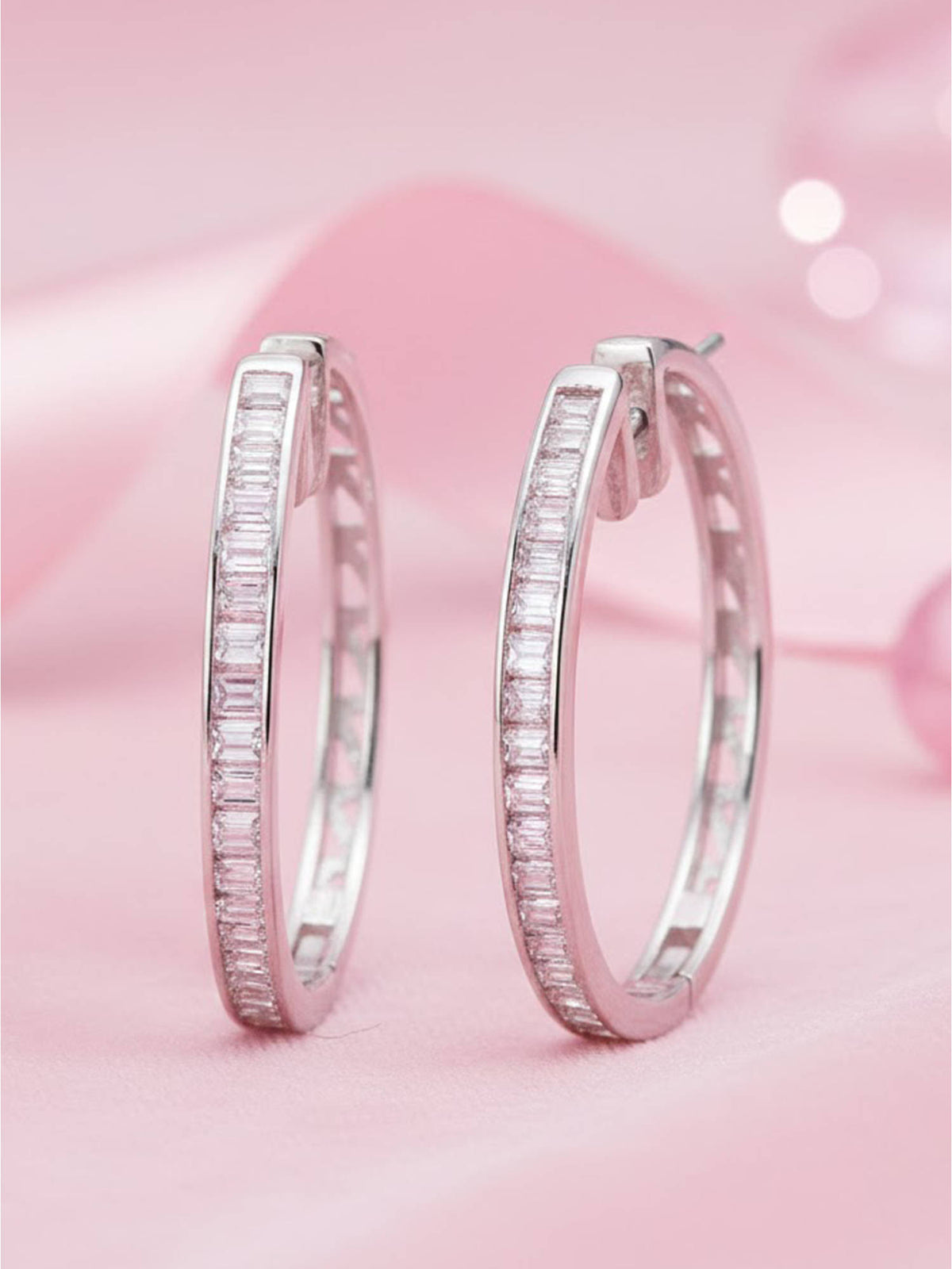 925 SILLER White Sterling Silver White Stones Hoops Earring