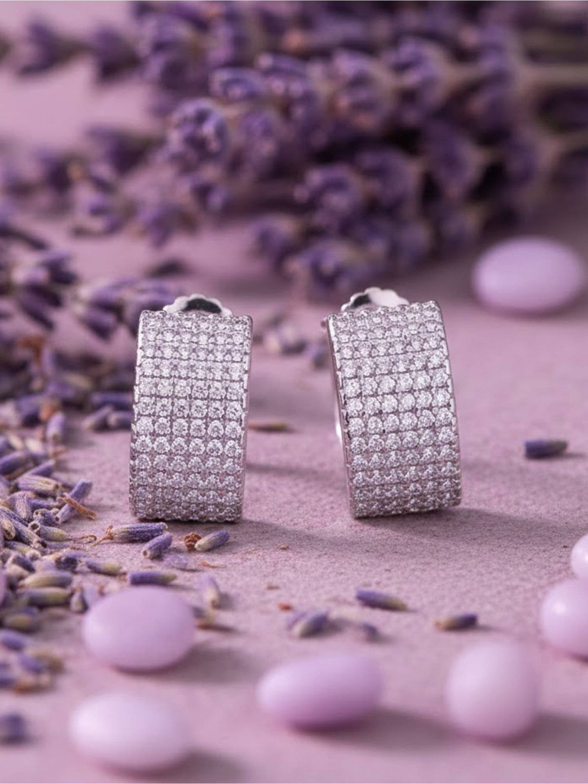 925 SILLER White Sterling Silver White Stones Hoops Earring