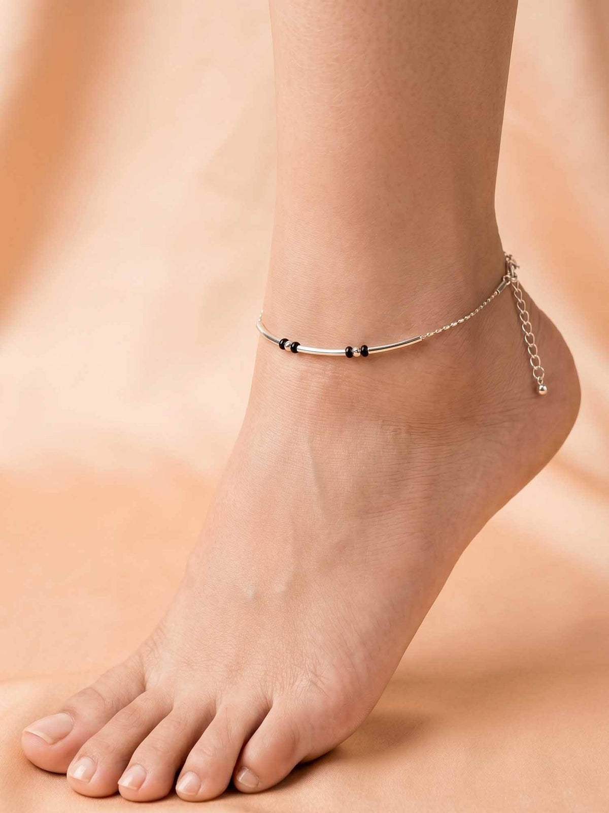 925 SILLER 925 Pure Silver The Zenith Curved Bar and Black Bead Silver Anklet Duo (Pack of 2)
