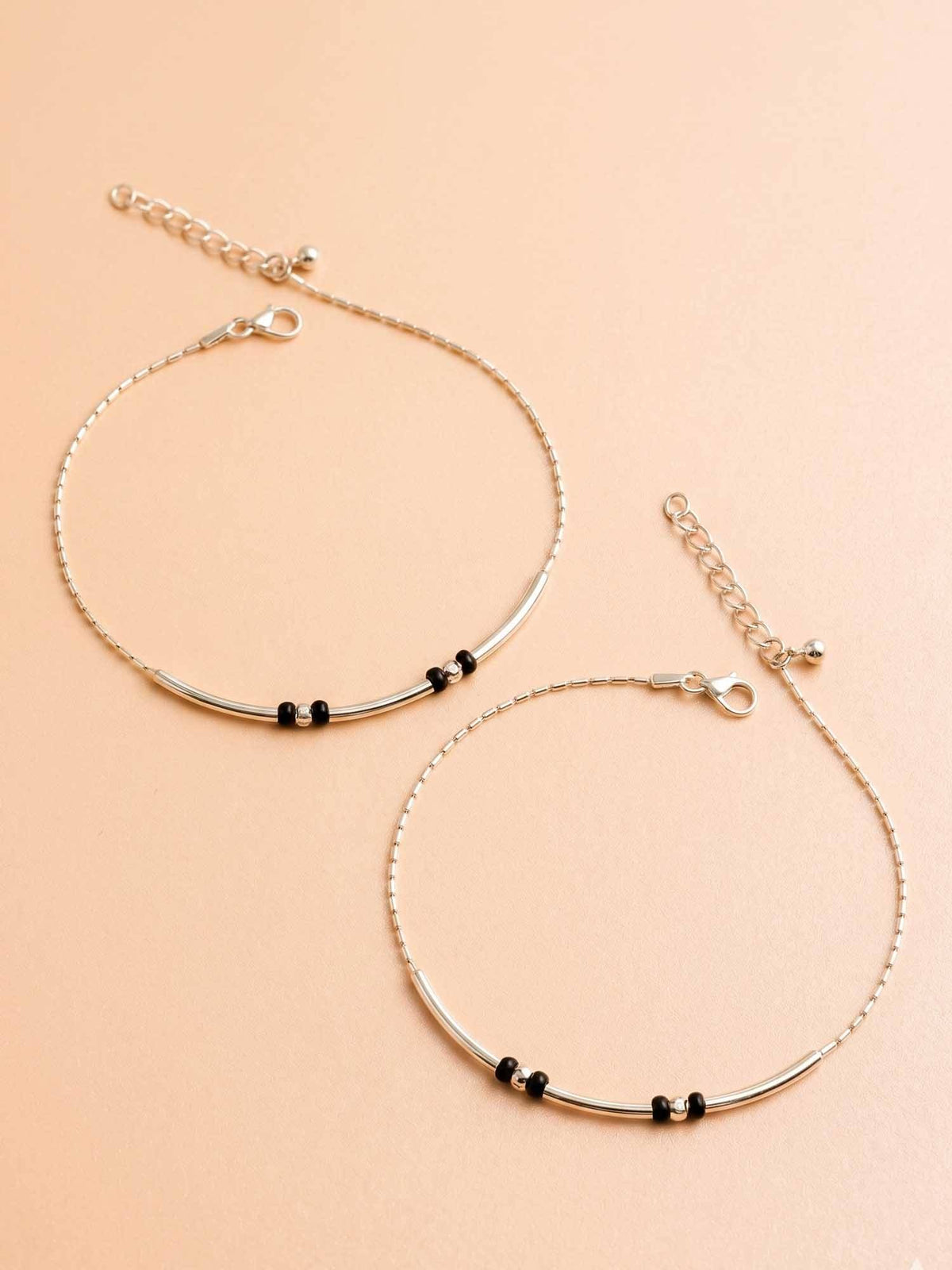 925 SILLER 925 Pure Silver The Zenith Curved Bar and Black Bead Silver Anklet Duo (Pack of 2)