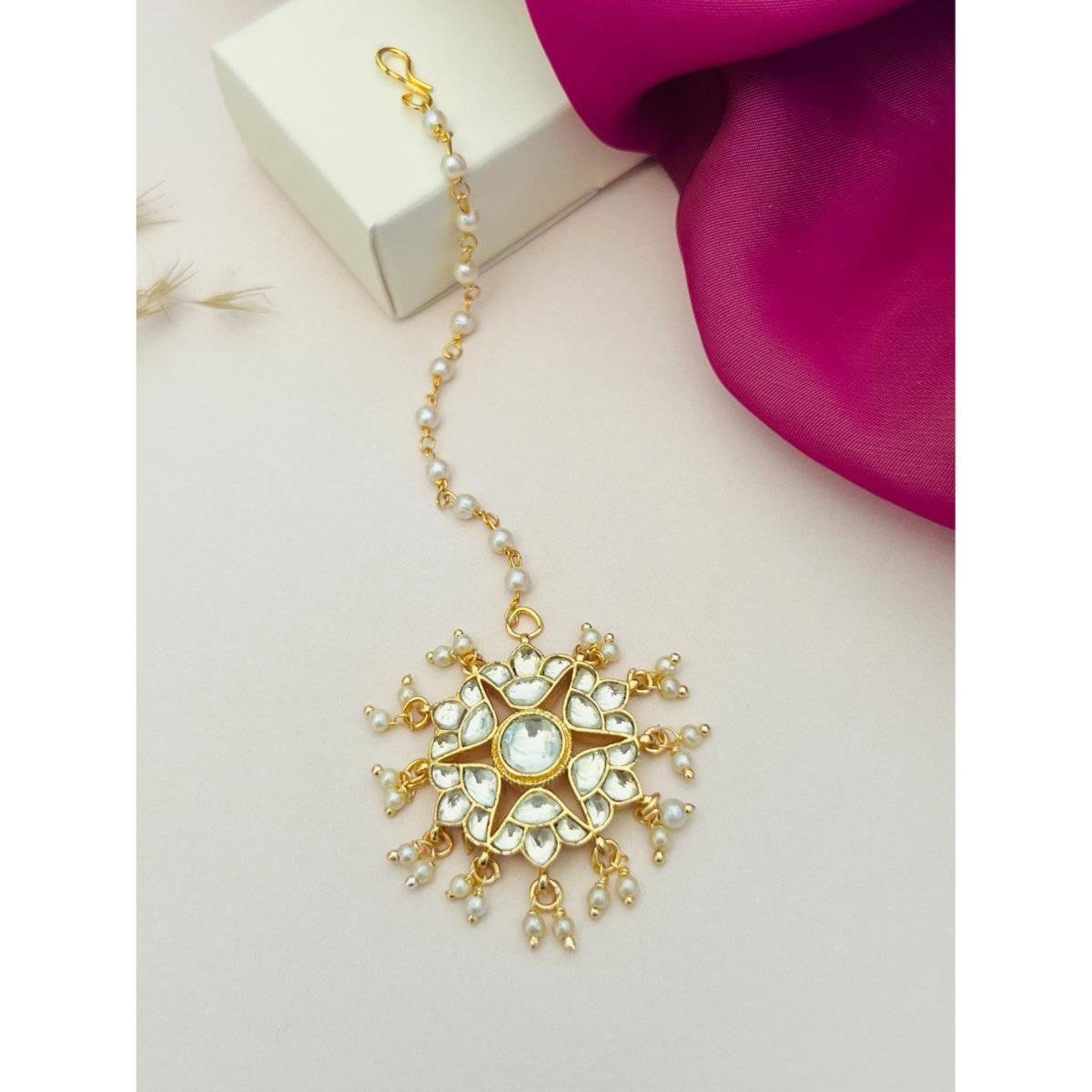 Abdesigns Elite Gold Plated Pachi Kundan Floral Maangtikka